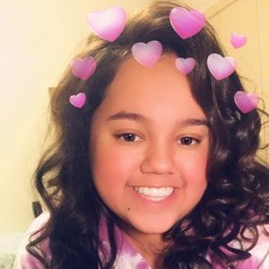 Meet your Posher, Mikayla